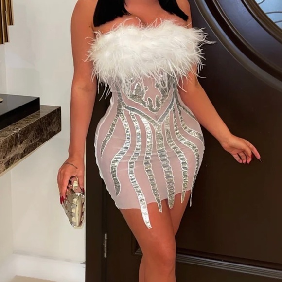 Beautiful white fitted dress from Posh V worn once - Picture 2 of 2